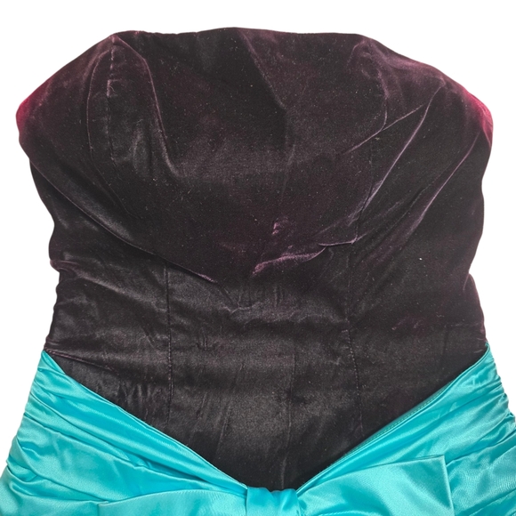 Vintage 80s Scarlett Nite Formal Dress- See Measurements - Picture 4 of 14